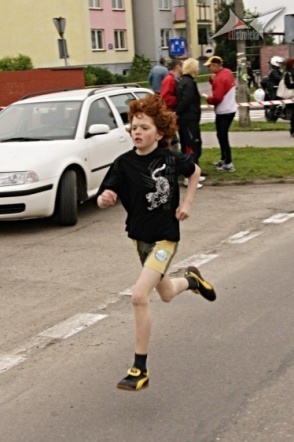 XVI Międzynarodowy Półmaraton Kurpiowski w Ostrołęce - PRZEDBIEGI (09.05.2010) - zdjęcie #38 - eOstroleka.pl